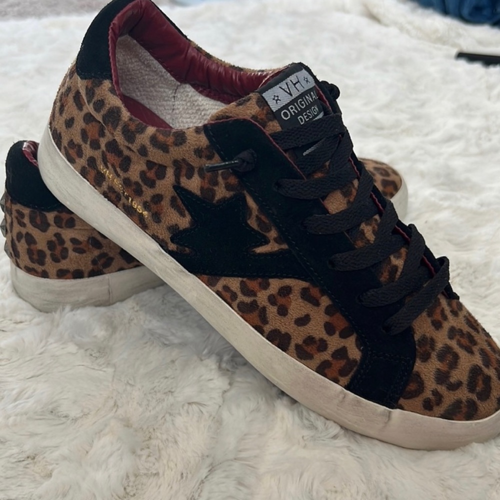 Vintage Havanas Leopard Print size 8